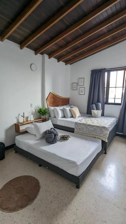Uku Inn Medellín Pensjonat