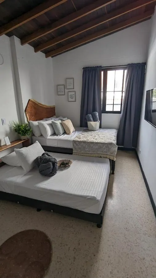 Uku Inn Medellín