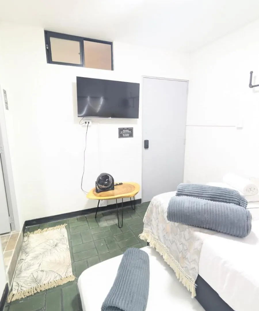 Uku Inn Medellin Guest house